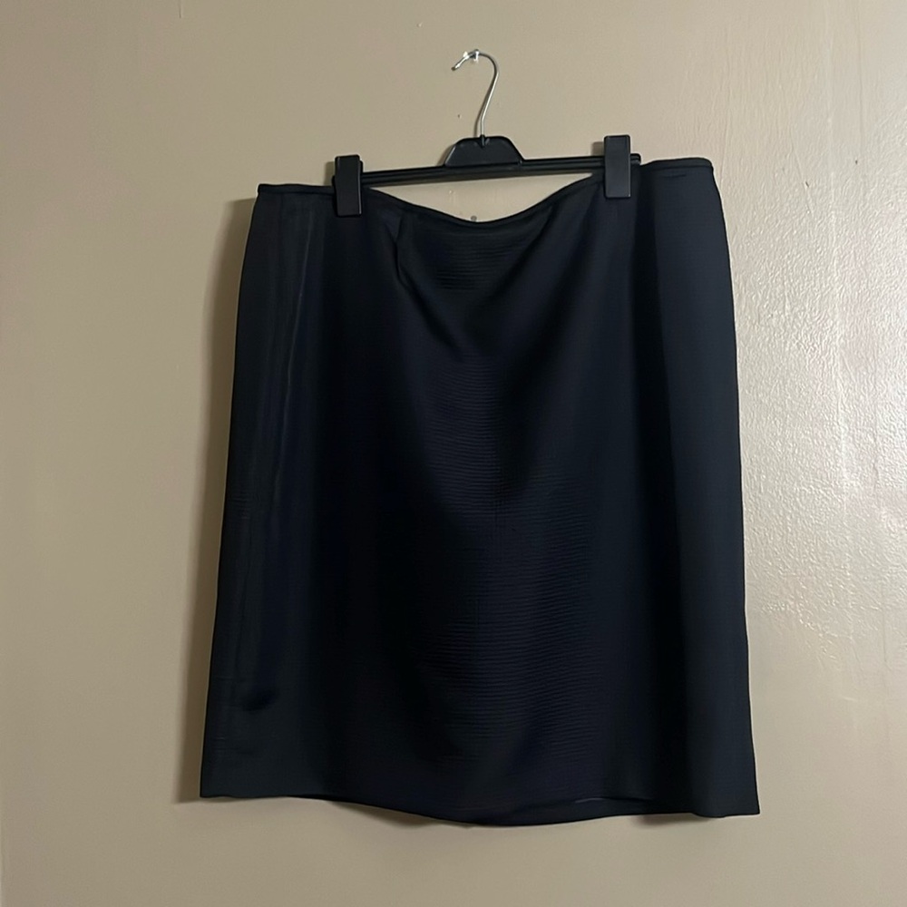 Liz Claiborne Skirt Sz 24W Black Pencil Textured Work Career Special Events
